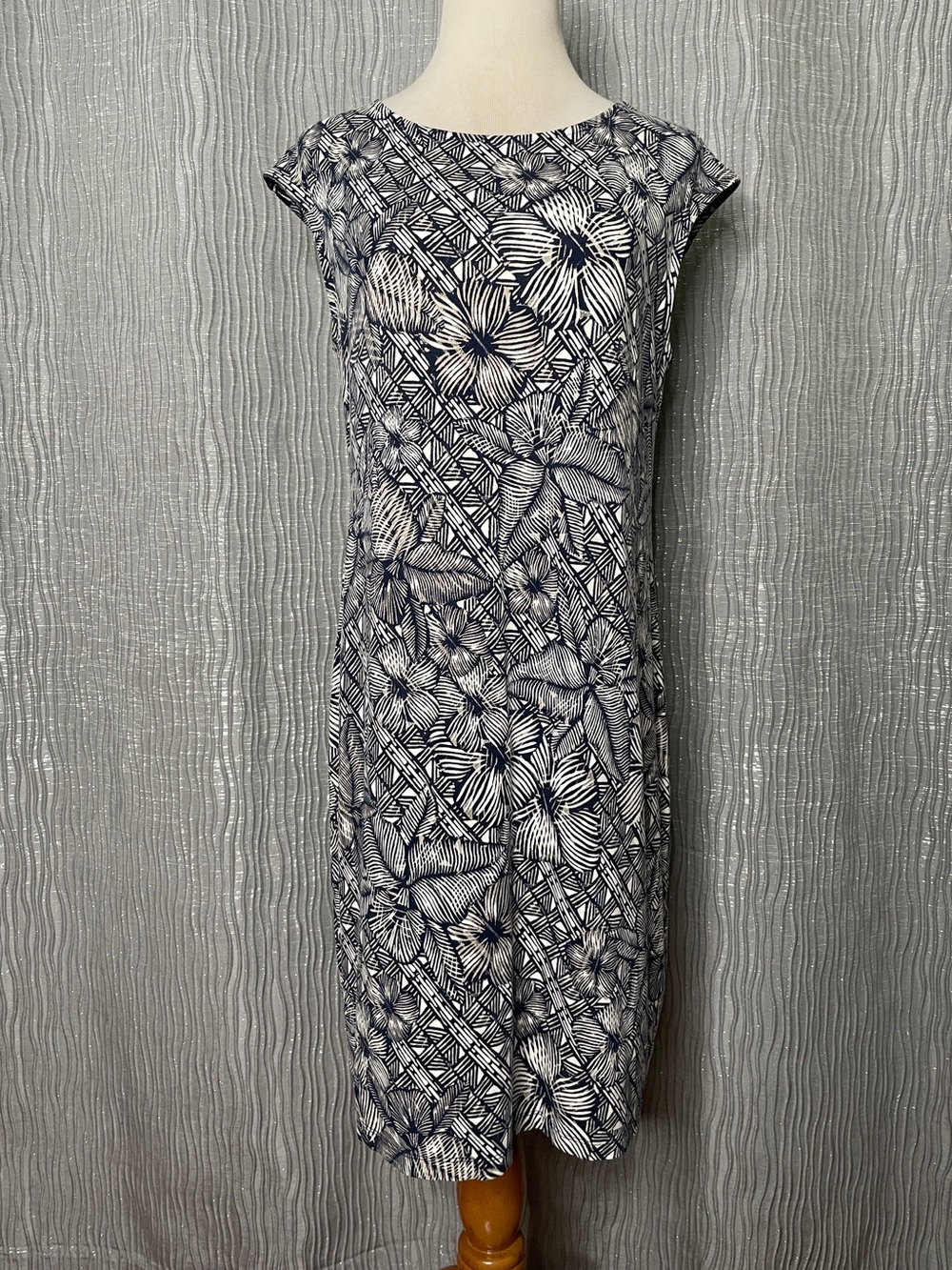 Chico's Batik Bliss Tropical Shift Dress